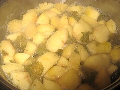 Kompot jabłko-mięta