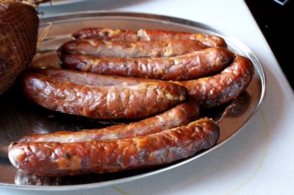 Domowa kiełbasa uwędzona