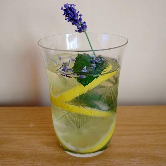 Lawendiada lemoniada lawendowa
