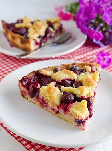 Limburgse vlaai - tradycyjny limburski placek z owocami