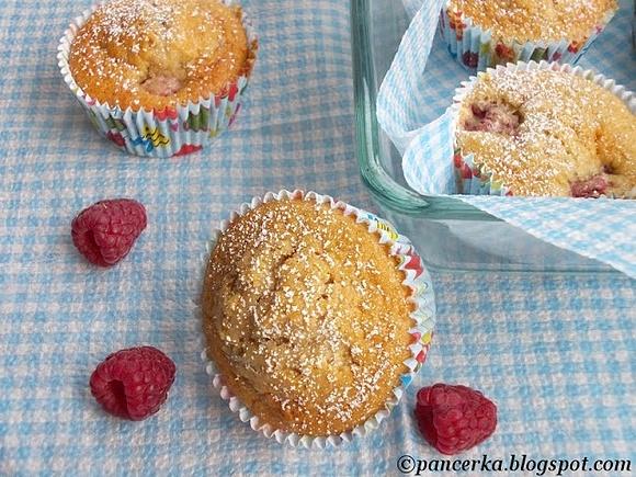 Muffiny z malinami