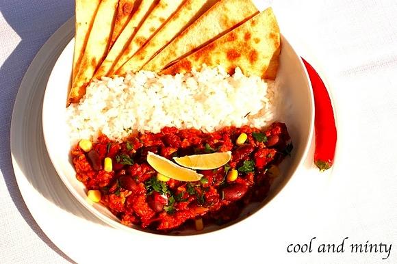 Chili con carne z wołowiny i pomidorów