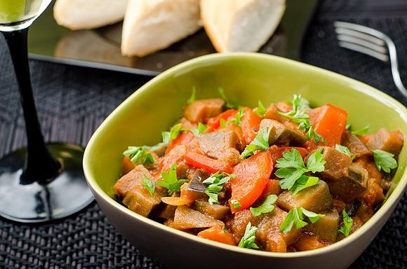 Curry z bakłażanem i papryką