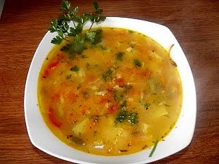 Zupa warzywna z dynią i cukinią