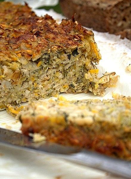 Pasztet warzywny z cukinii i ziemniaków z mozzarellą