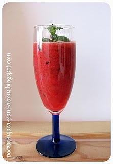 Chłodzący drink arbuzowy