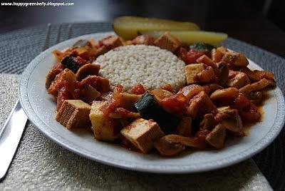 Potrawka warzywna z wędzonym tofu