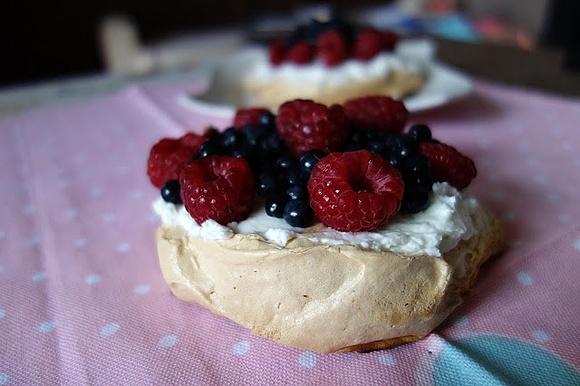 Mini Pavlova