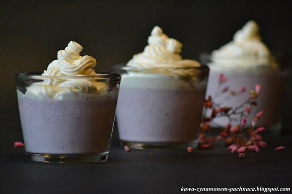 Jagodowa panna cotta