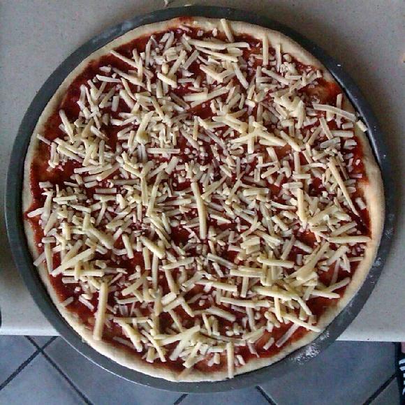 Podstawowe ciasto na pizzę Jamiego Olivera