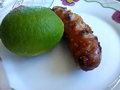Limonkowe kiełbaski z grilla