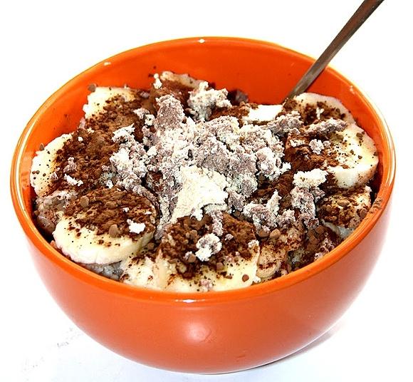 Owsianka z czekoladą i tahini