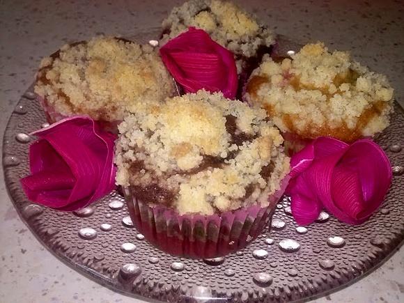 Owocowe muffinki z kruszonką