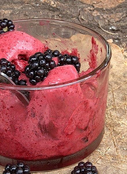Sorbet jeżynowy na ochłodę - przepis