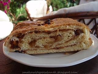 Kruchy zawijaniec drożdżowy