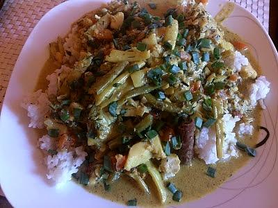 Curry z dorszem i fasolką szparagową