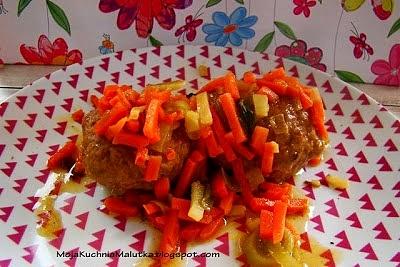 Pulpety zapiekane w włoszczyźnie