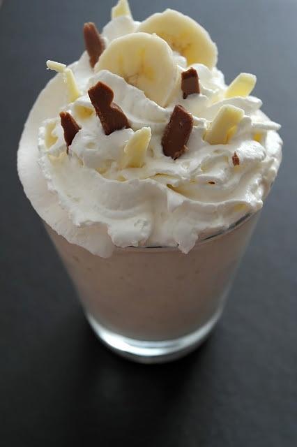 Rocznicowy shake z bananami i czekoladą
