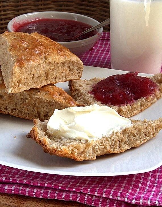 Pyszne scones z cynamonem