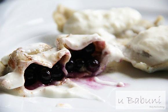 Pierogi z borówkami