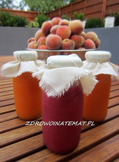 Domowe bobofruty brzoskwiniowe z morelami i jeżynami po 7 miesiącu