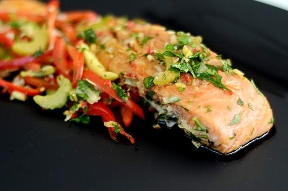 Grillowany łosoś w pomarańczowej marynacie