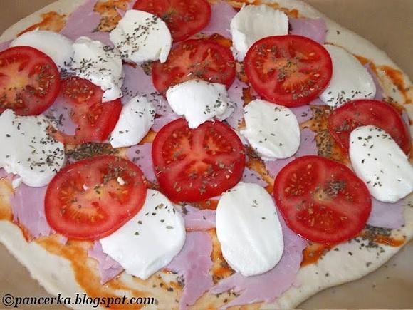 Pizza na grubym spodzie