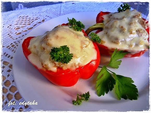 Papryka faszerowana indykiem i ryżem