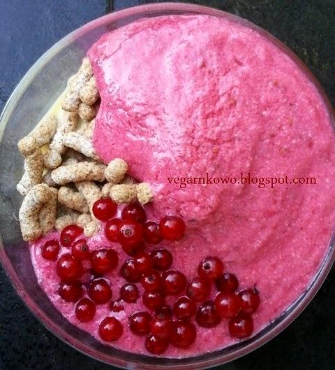 Porzeczkowe smoothie na śniadanie
