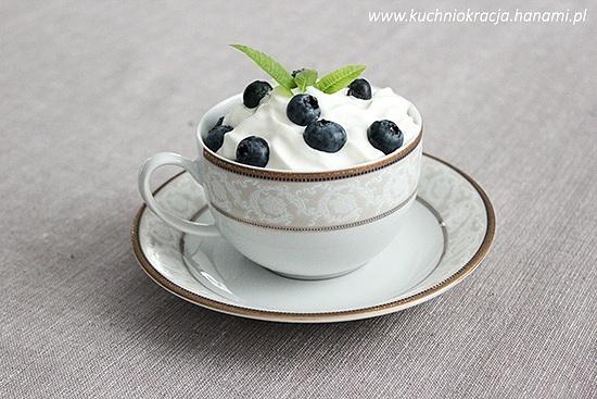 Krem czekoladowy z borówkami amerykańskimi