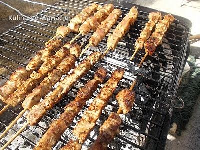 Souvlakia greckie szaszłyki z mięsa z kurczaka lub wieprzowego