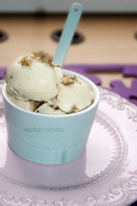 Lody z krokantem i orzechową praliną