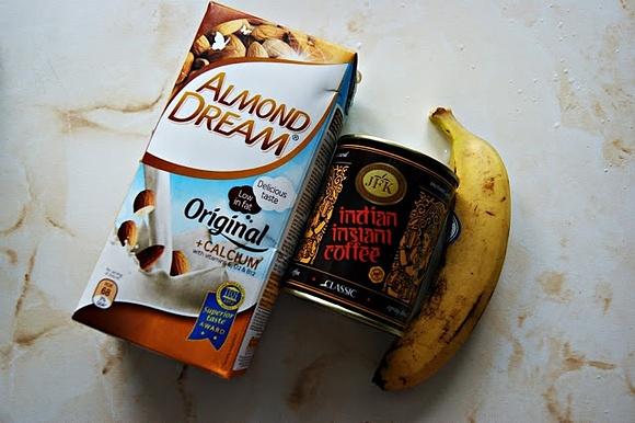 Domowe dietetyczne frappuccino kawowe zbożowe