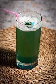 Piwo na zielono - orzeźwiający napój z soku kaktusowego i blue curacao