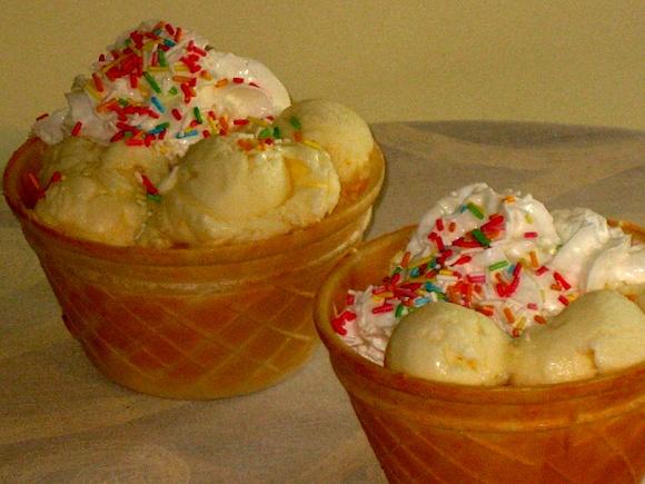 Lody krówkowe z masy krówkowej i śmietanki