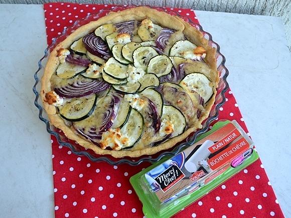 Tarta z cukinią i czerwoną cebulą