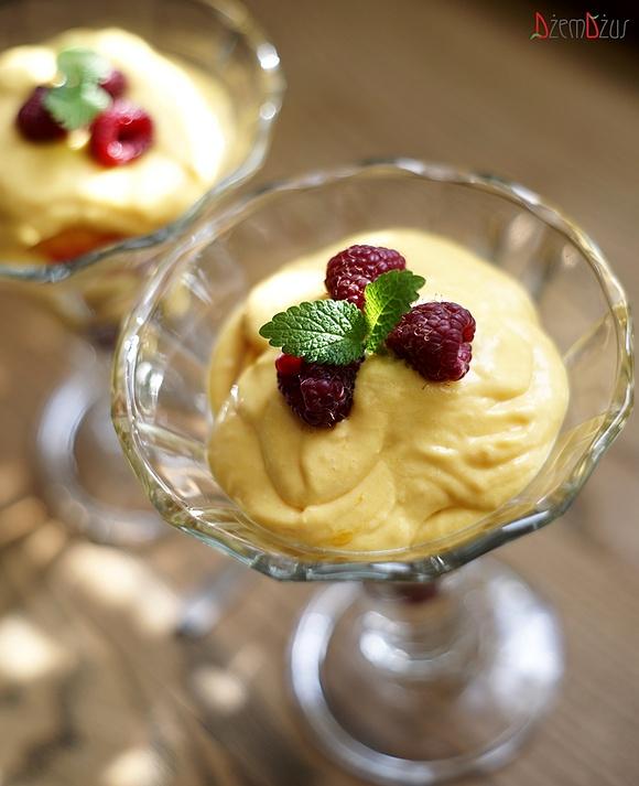 Najprostszy krem z awokado i mascarpone