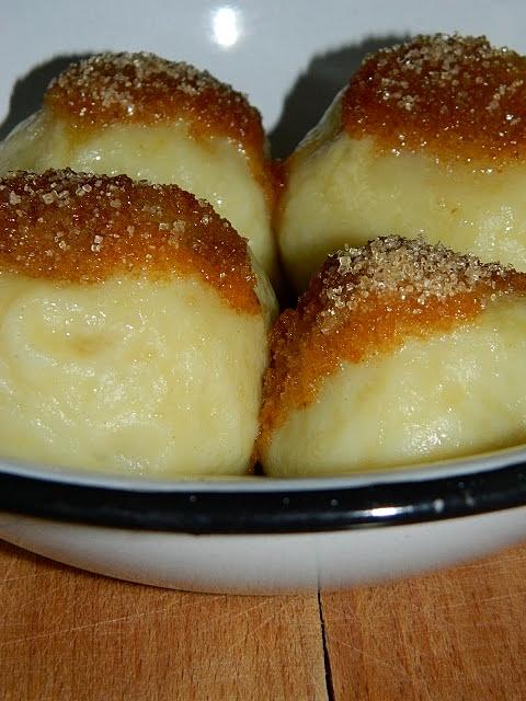 Knedle ze śliwkami