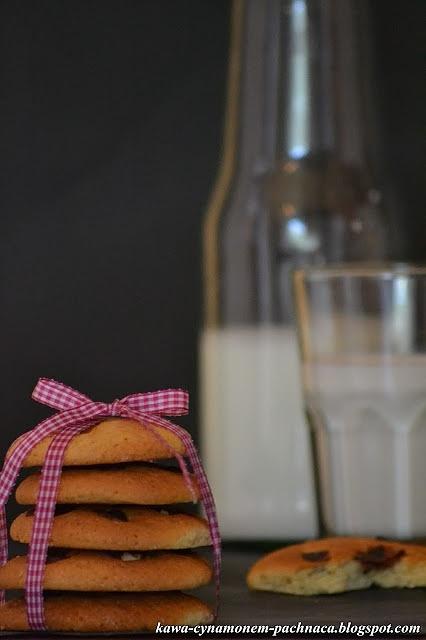 Pieguski - kruche ciastka nadziane