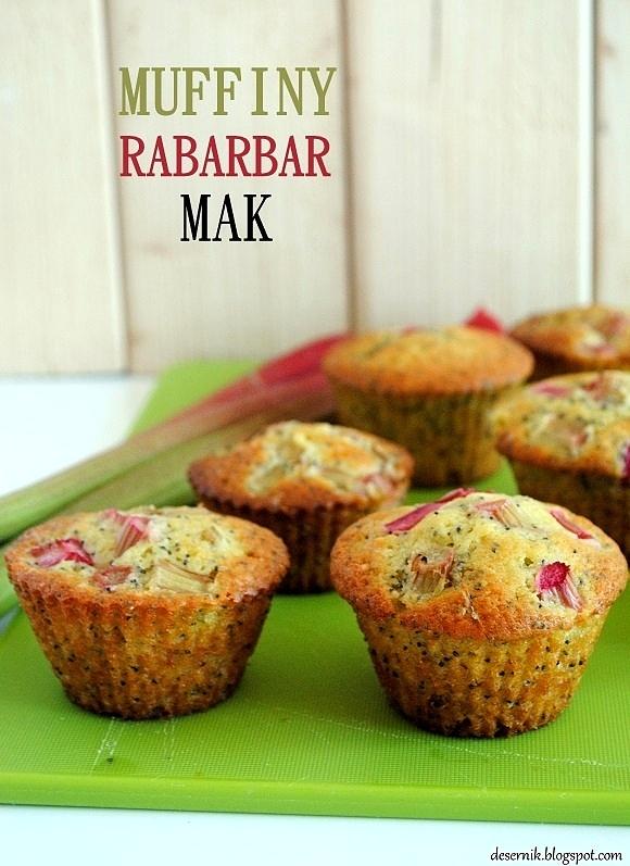 Jogurtowe muffiny rabarbarowe z makiem