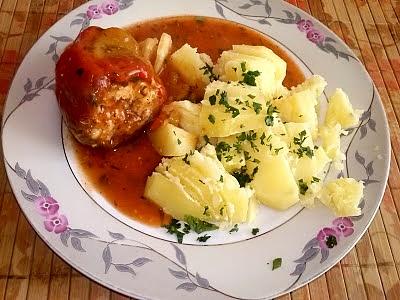 Faszerowane papryki z mięsem