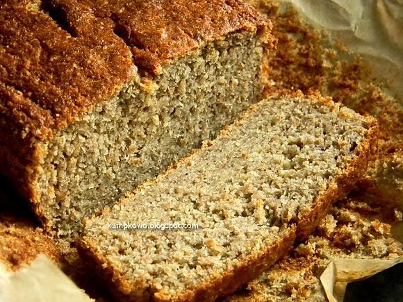 Pełnoziarnisty chlebek bananowy