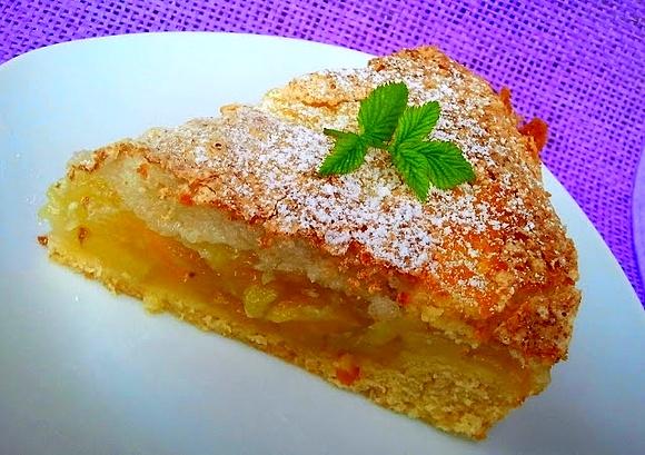 Kruche ciasto z gruszkami i kokosem