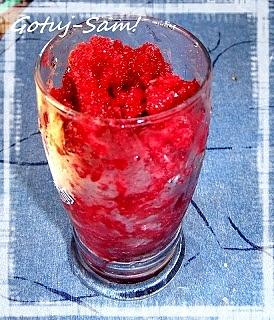 Granita aroniowa