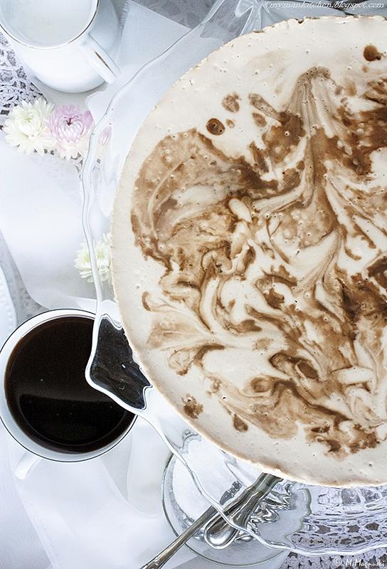 Sernik tiramisu