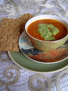 Zupa z fasolką i pesto