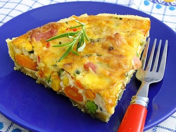 Tarta z warzywami i boczkiem