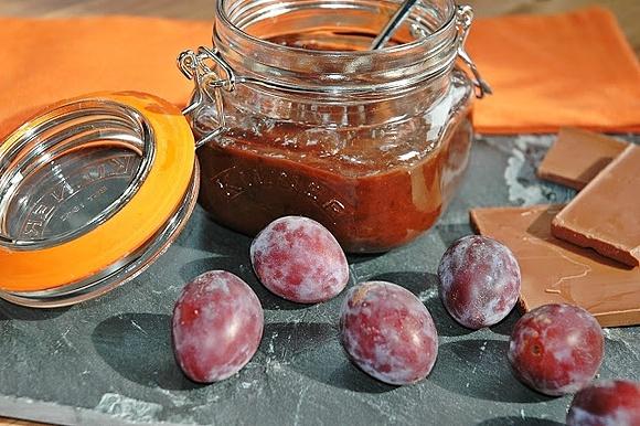 Najlepsze powidła śliwkowe z czekoladą - przepis na słodki dodatek