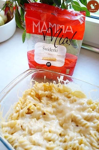 Kurczak zapiekany z makaronem świderki Mamma Mia