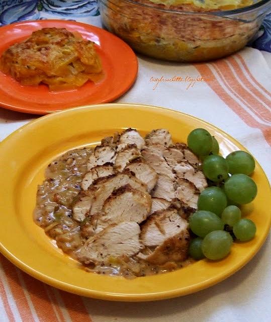 Kurczak w sosie porowo-musztardowym z dyniowym dauphinois
